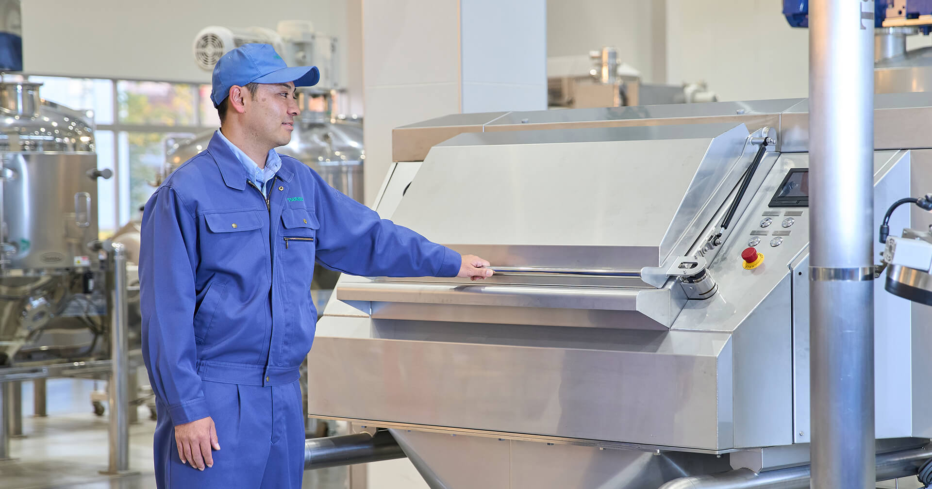 手作業と全自動式の間隙に新製品の可能性を見出して