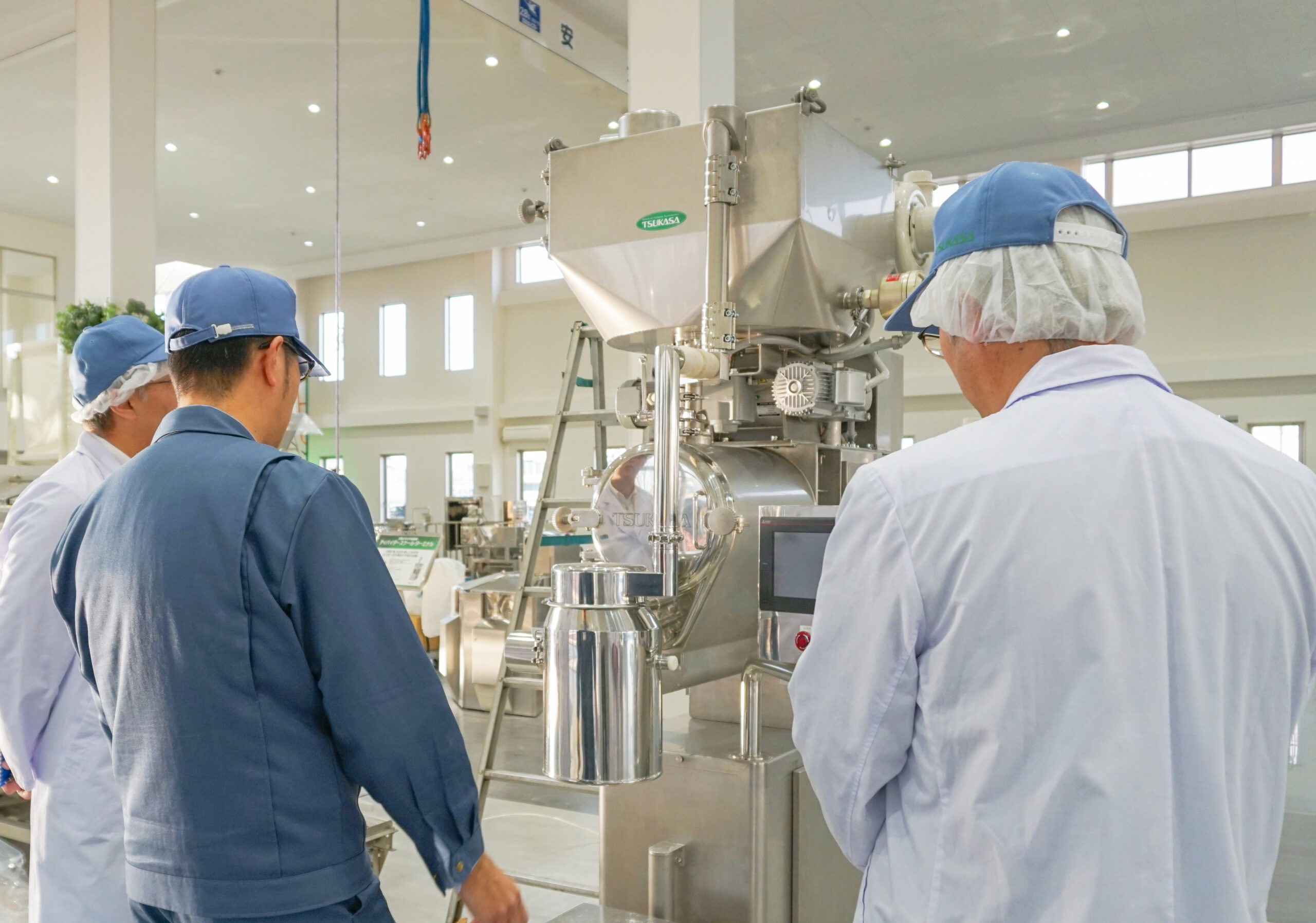 お客様の工場で実動試験後にお引き渡し